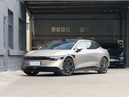 Pure électrique 2024 Voiture Zeekr007 Sedan 4WD 75kwh 100wkwh Batterie Vitesse maximale 210 Km/H EV