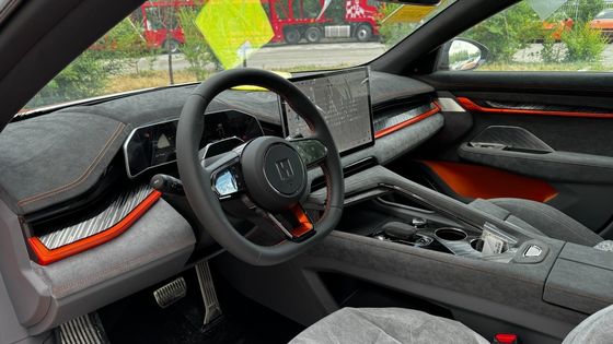 R21-22 Taille du pneu 2023/2024 Zeekr 001 voiture électrique 100kwh EV voiture 4WD UTV 4WD roue SUV hatchback voiture électrique