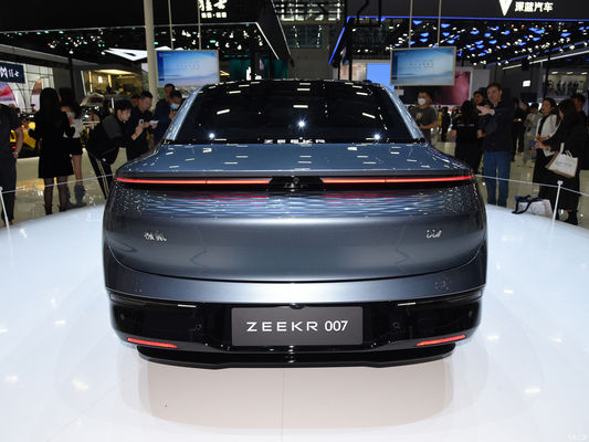 2024 Geely Zeekr 007 Véhicules à énergie avec moteur électrique pur P0000155