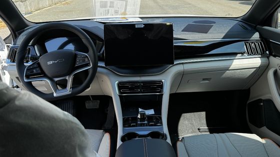 2023 Byd E2 EV Car Luxury Edition Pure Electric Car avec couleur blanche et direction gauche