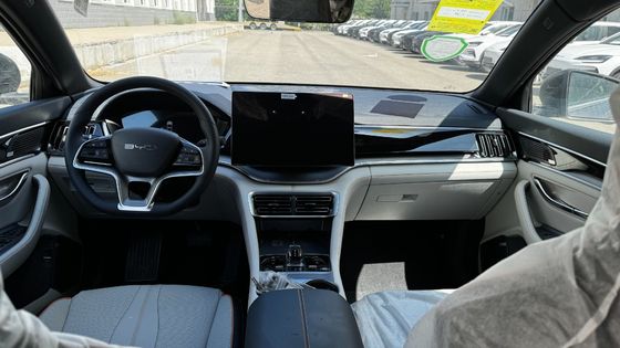 605km de portée EV Byd Song Plus SUV Champion Edition phare avec une charge lente 10h