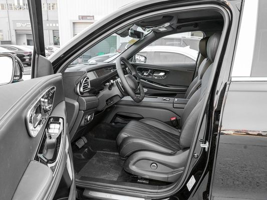 Le SUV à quatre roues motrices Star 7 places à l'essence Exceed Vx 2024