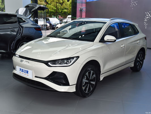 Les véhicules électriques 2024 Byd E2 Lux Edition Blanc avec bras arrière et faisceau de torsion