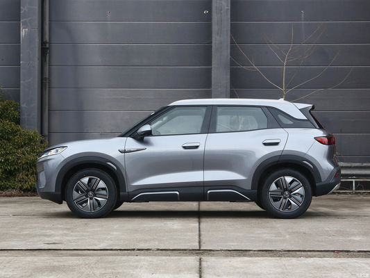 2024 401km Transcendence SUV Couleur extérieure blanche BYD Yuan UP avec technologie avancée