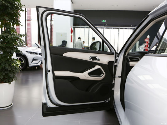 2024 401km Transcendence SUV Couleur extérieure blanche BYD Yuan UP avec technologie avancée