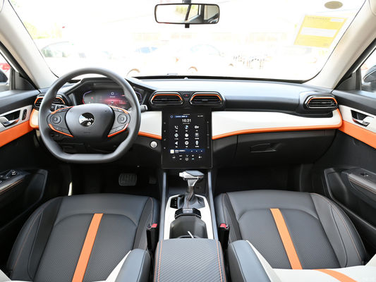 5 sièges 2023 Dongfeng Fengshen Yixuan Aeolus 1.5L édition automatique de gloire type de carrosserie fermée