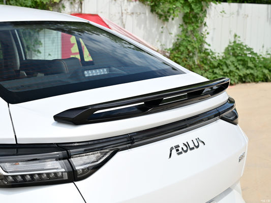 5 sièges 2023 Dongfeng Fengshen Yixuan Aeolus 1.5L édition automatique de gloire type de carrosserie fermée