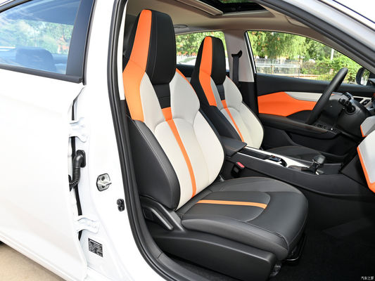5 sièges 2023 Dongfeng Fengshen Yixuan Aeolus 1.5L édition automatique de gloire type de carrosserie fermée