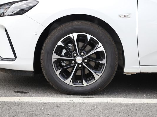 2024 1.3t légère édition hybride voiture avec système de freinage barométrique et couleur extérieure noire