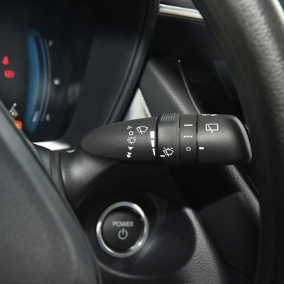Toyota Corolla Cross 2.0L Intelligent Electric Elite Edition à double moteur type de carburant hybride