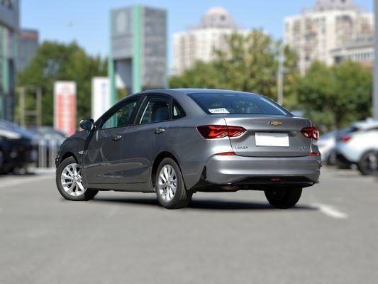 2023 Chevrolet Monza berline à double embrayage avec boîte de vitesses automatique et système de freinage Epb