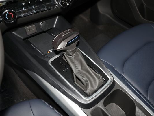 2023 Chevrolet Monza berline à double embrayage avec boîte de vitesses automatique et système de freinage Epb