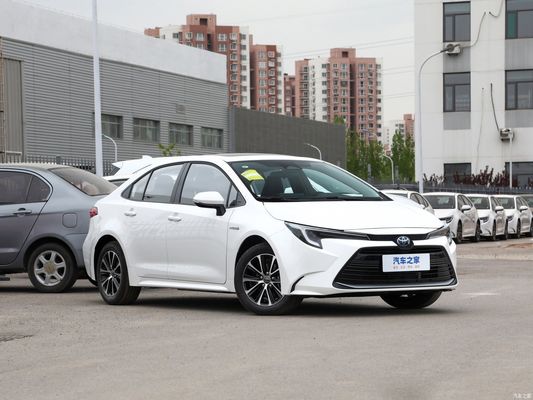 Voiture 1.8L Hybride à double embrayage Toyota Levin Berline Auto à essence avec option de personnalisation