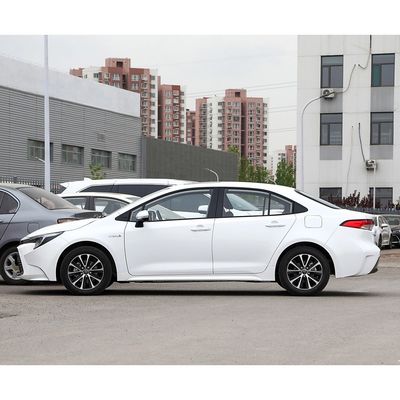 Puissance maximale 101kw Hybride de luxe 1.8L Toyota Levin Smart Electric Car EV Deux moteurs