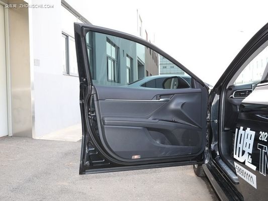 5 places Toyota Camry 2023 2.5q avec système de freinage Epb à prix abordable