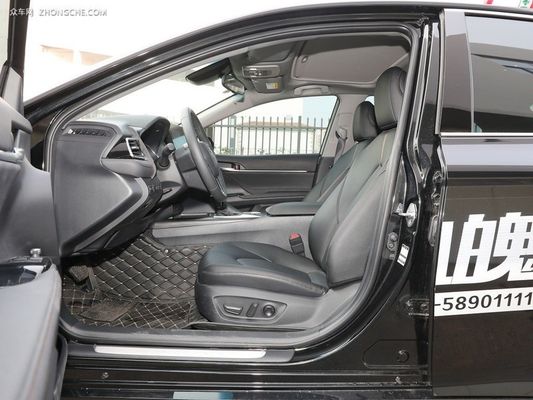 5 places Toyota Camry 2023 2.5q avec système de freinage Epb à prix abordable