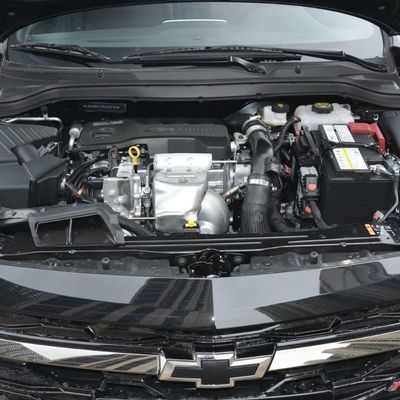 2024 Chevrolet Monza 1.3t version automatique voiture hybride noire sur demande personnalisée