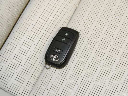 2023 Toyota Bz4X longue durée de vie de la batterie PRO Edition SUV électrique Parfait pour les clients finaux