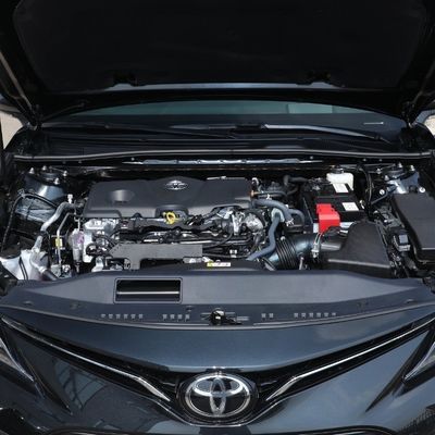 Vente 2023 Toyota Camry 2.5g Édition Deluxe voiture à essence avec 2500-4000cc cylindrée