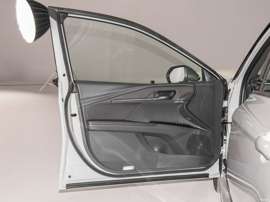 Version 2024 2.0g Berline voiture essence type carrosserie