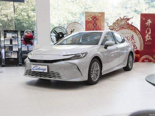 2024 Double moteur 2.0hp voiture de luxe avec direction gauche et Toyota Camry 9
