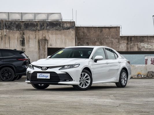 Édition de luxe 2023 2.5g avec boîte de vitesses Tiptronic et type de carburant à l'essence