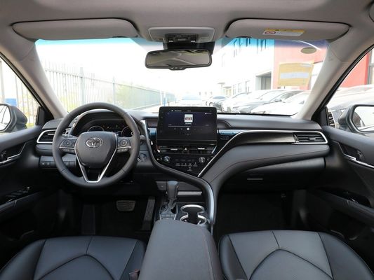 Édition de luxe 2023 2.5g avec boîte de vitesses Tiptronic et type de carburant à l'essence
