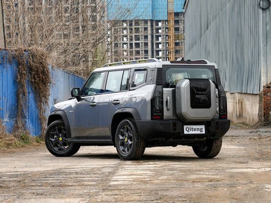 2023 Chery Jetour Traveller 2.0t Awd SUV 5 places voiture à essence avec capacité de réservoir de 70L