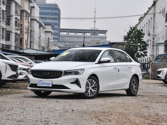 Geely Emgrand 2023 4ème édition Champion 1.5L CVT Voiture à essence de luxe avec direction à gauche