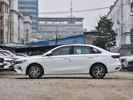 Geely Emgrand 2023 4ème édition Champion 1.5L CVT Voiture à essence de luxe avec direction à gauche