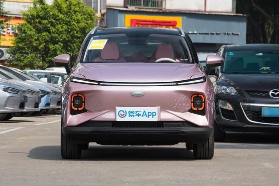 Personnalisation Geely Géométrie E 2023 401km Pink Spécial 5 places SUV électrique 4006*1765*1550