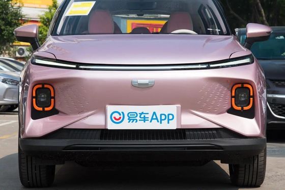 Personnalisation Geely Géométrie E 2023 401km Pink Spécial 5 places SUV électrique 4006*1765*1550
