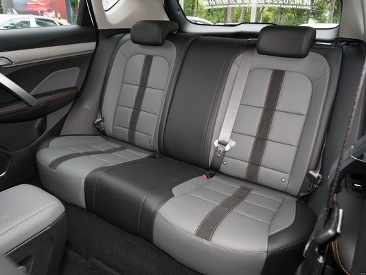 Geely Coolray 95800 1.5t DCT édition diamant 2023 voiture à essence pour la préparation Kg 1340
