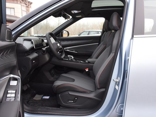 Geely Altas PRO Boyue Cool 1.5td Intelligent 2023 SUV voiture à essence Carburant et puissant