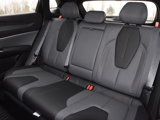 Geely Altas PRO Boyue Cool 1.5td Intelligent 2023 SUV voiture à essence Carburant et puissant