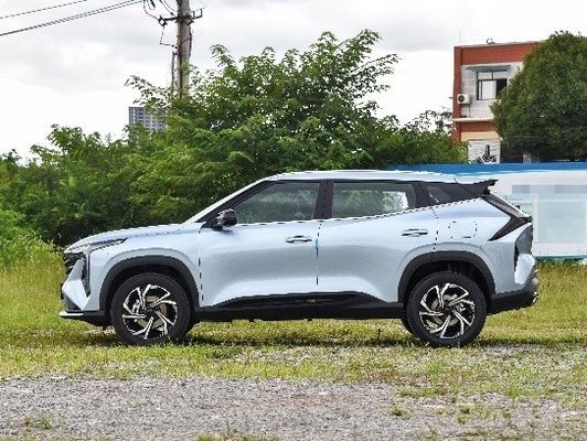 Capacité de 1000-1600CC Geely Altas PRO Boyue Cool 1.5td SUV Zhilian voiture à essence