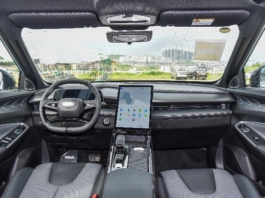 Capacité de 1000-1600CC Geely Altas PRO Boyue Cool 1.5td SUV Zhilian voiture à essence