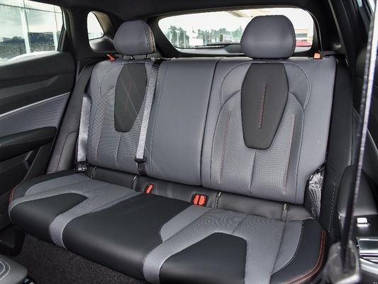 Capacité de 1000-1600CC Geely Altas PRO Boyue Cool 1.5td SUV Zhilian voiture à essence