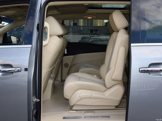 Le volant gauche du VTT Buick Gl8 2023 Land Business Cabin Smart Elite Edition pour les entreprises