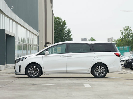 MPV Buick Gl8 2023 Es version de luxe sièges d'essence 7 service après-vente en ligne / local