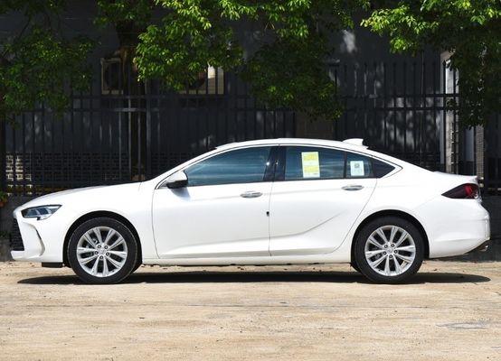 Sédane à essence Buick Regal 2024 28t édition exclusive avec service après-vente en ligne