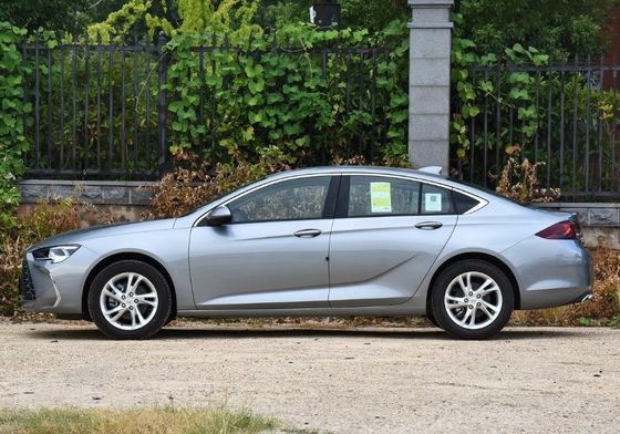 Édition 2024 Buick Regal 25t Ligne de direction gauche en ligne / Service après-vente local