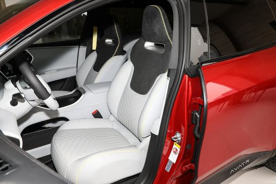 48V Véhicules électriques 2023 Avatr11 SUV Ultra Longue portée 5 places Version monomoteur