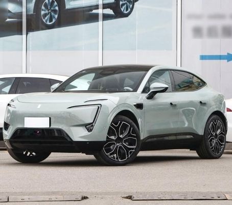 2022 Avatr 11 Longue durée de vie voiture à double moteur Poids 2280 kg Endurance 555 km Quatre places