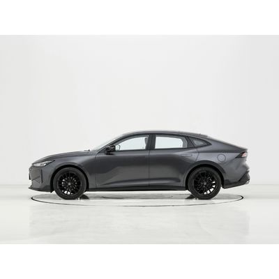 Système de freinage électromagnétique de voiture à essence Changan Uni-V 1,5 t à 5 places et entraînement en freinage à grande vitesse