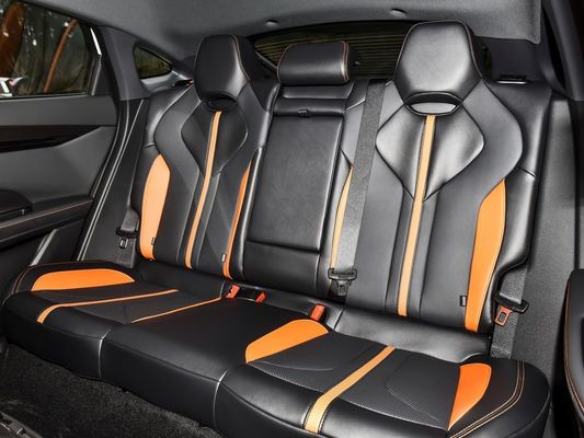 Boîte de vitesses automatique Changan Uni-V 1.5t 5 sièges Berline Uni V avec 205 Km/h Vitesse maximale