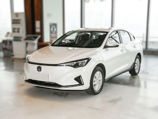 Mcpherson Suspension indépendante et vitesse maximale de 145 km/h 2022 Changan Eado EV460 EV Car