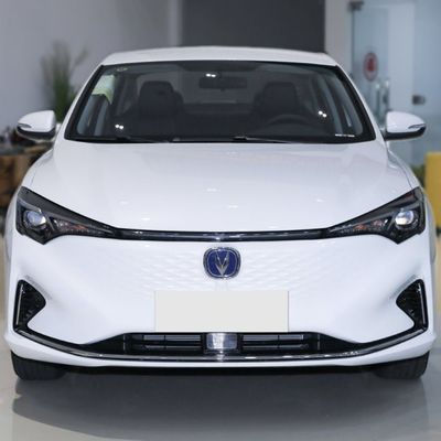 Sédane à direction gauche Changan Eado Voiture électrique EV460 Sédane pour la performance