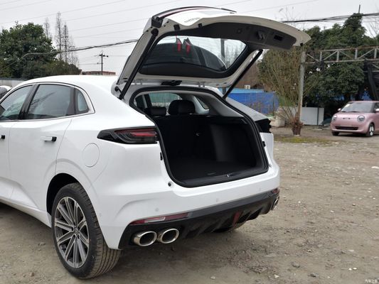 Changan Uni-K 2.0t 2WD Yuexiang Volant gauche boîte de vitesses automatique SUV voiture à essence