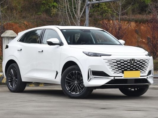 2023 Chang lance une voiture de type Yueshang Uni-K 2.0t avec système de freinage électromagnétique